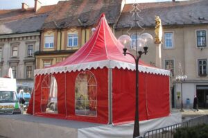 oprema_02 Božičkova pagoda za praznovanje božičnih praznikov