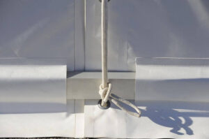 oprema-za-prireditvene-sotore-3 Side PVC tensioner for tensioning the tarpaulin